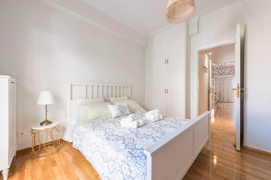 New! Bright & Remodeled 1Bed Apt 2Min Walk To Acropolis Атина Екстериор снимка