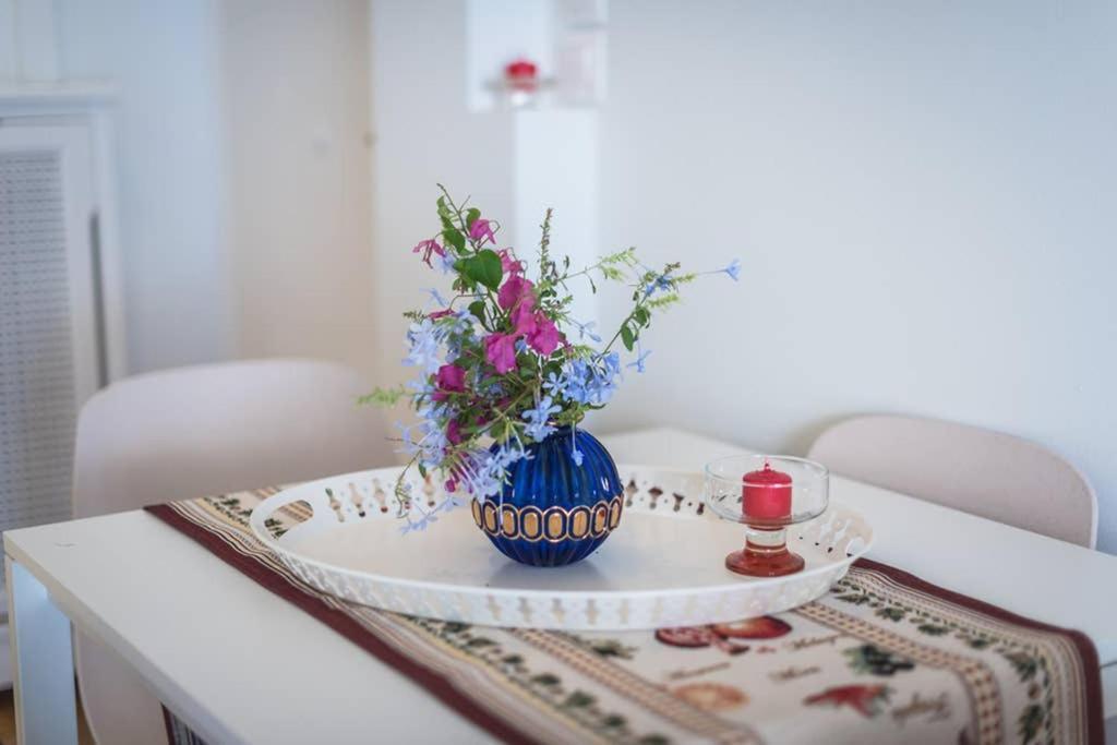 New! Bright & Remodeled 1Bed Apt 2Min Walk To Acropolis Атина Екстериор снимка